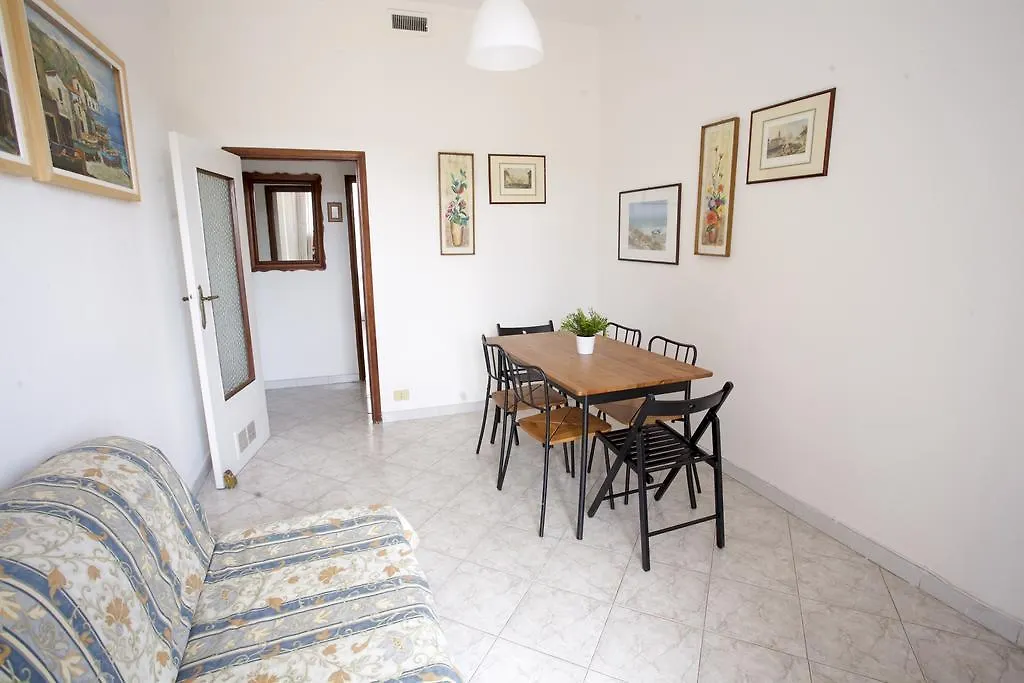 Appartamento Lungomare Марина-ди-Кампо Италия